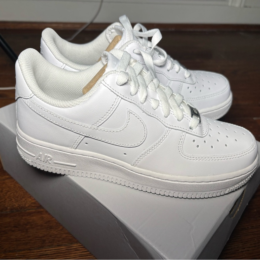 Size 6.5 WOMENS - Nike Air Force 1